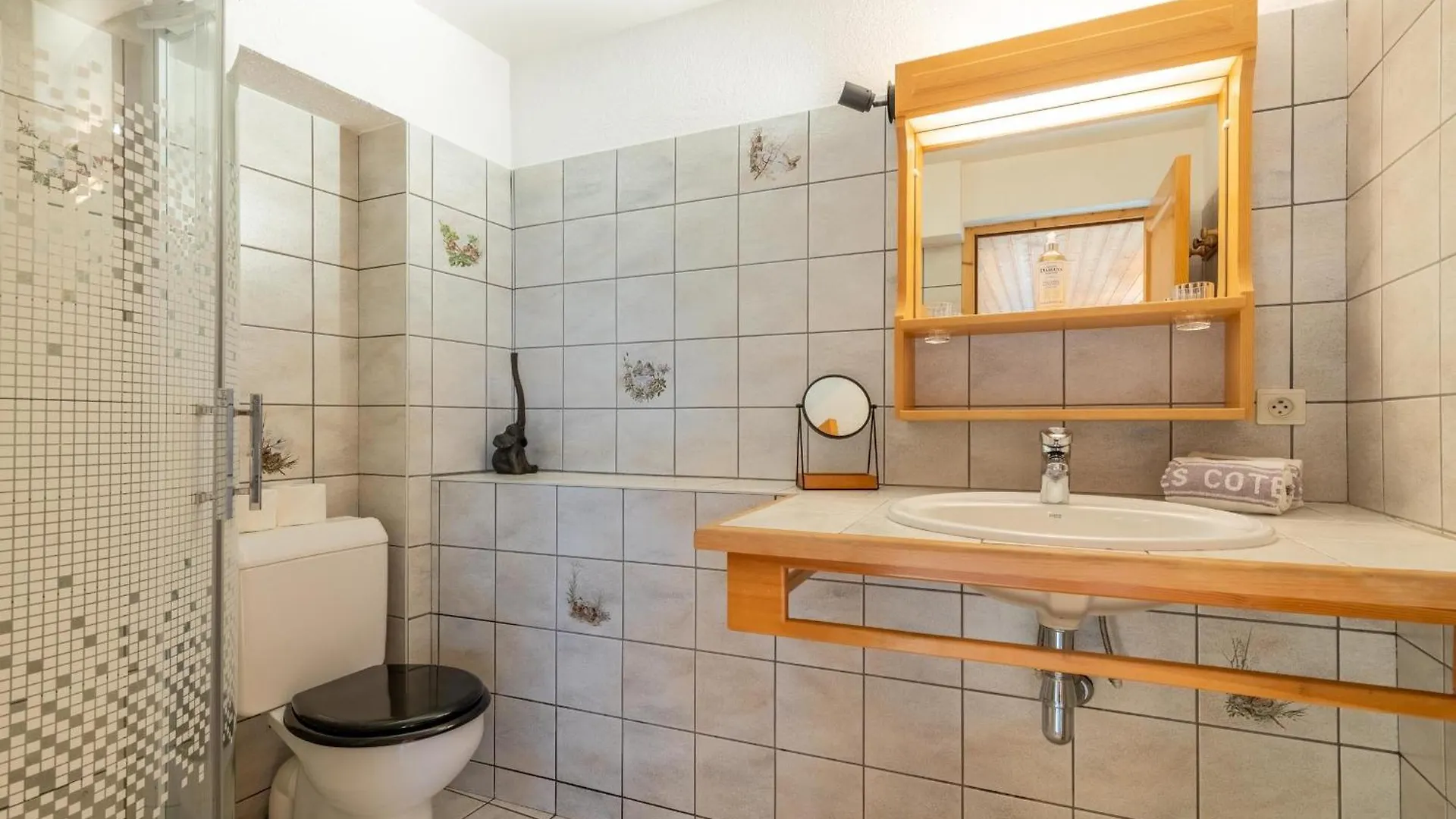 Hôtel Les Côtes, Résidence Loisirs et Chalets Morzine Hotel