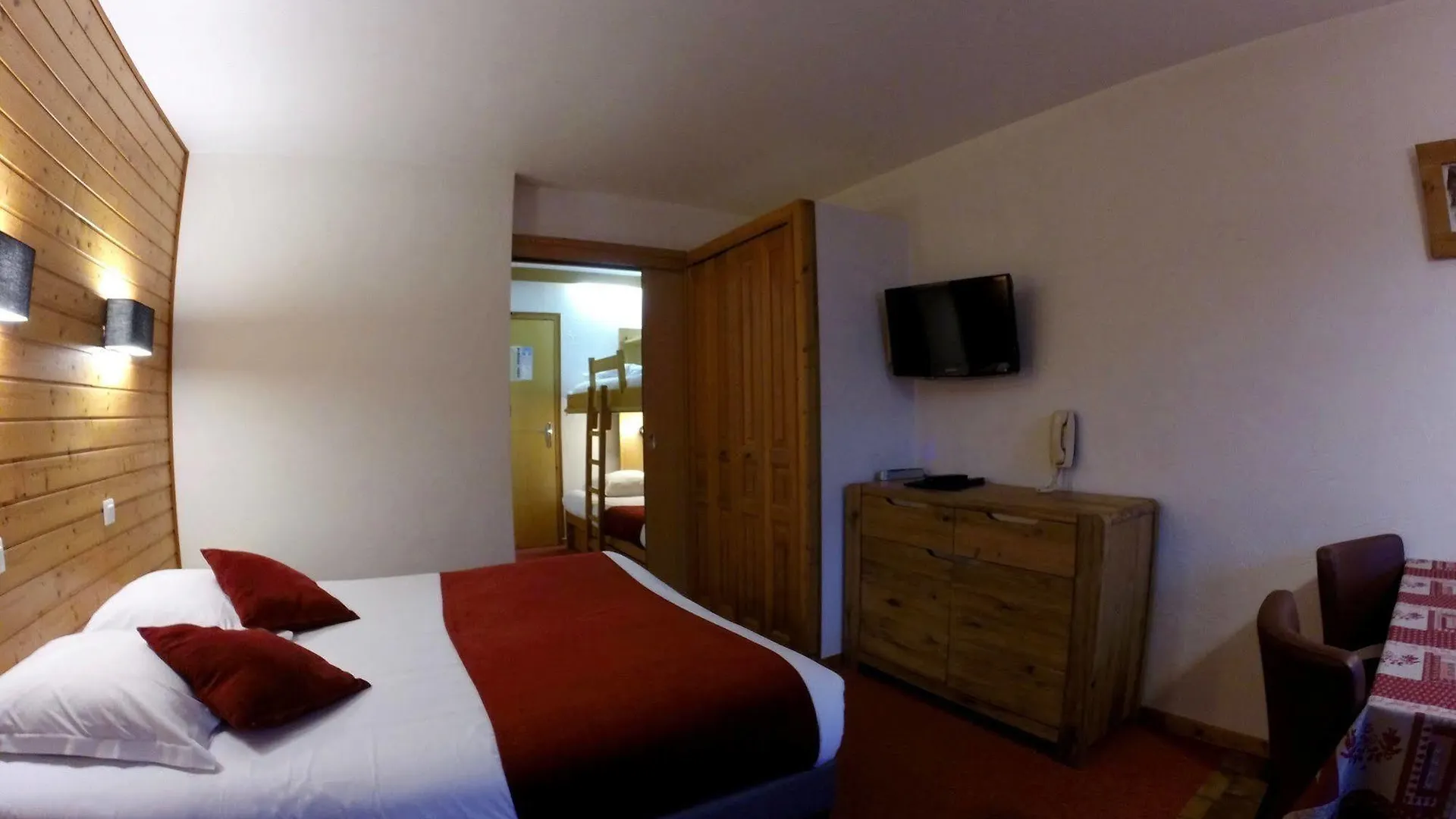 Hotel Les Cotes, Residence Loisirs Et Chalets Morzine