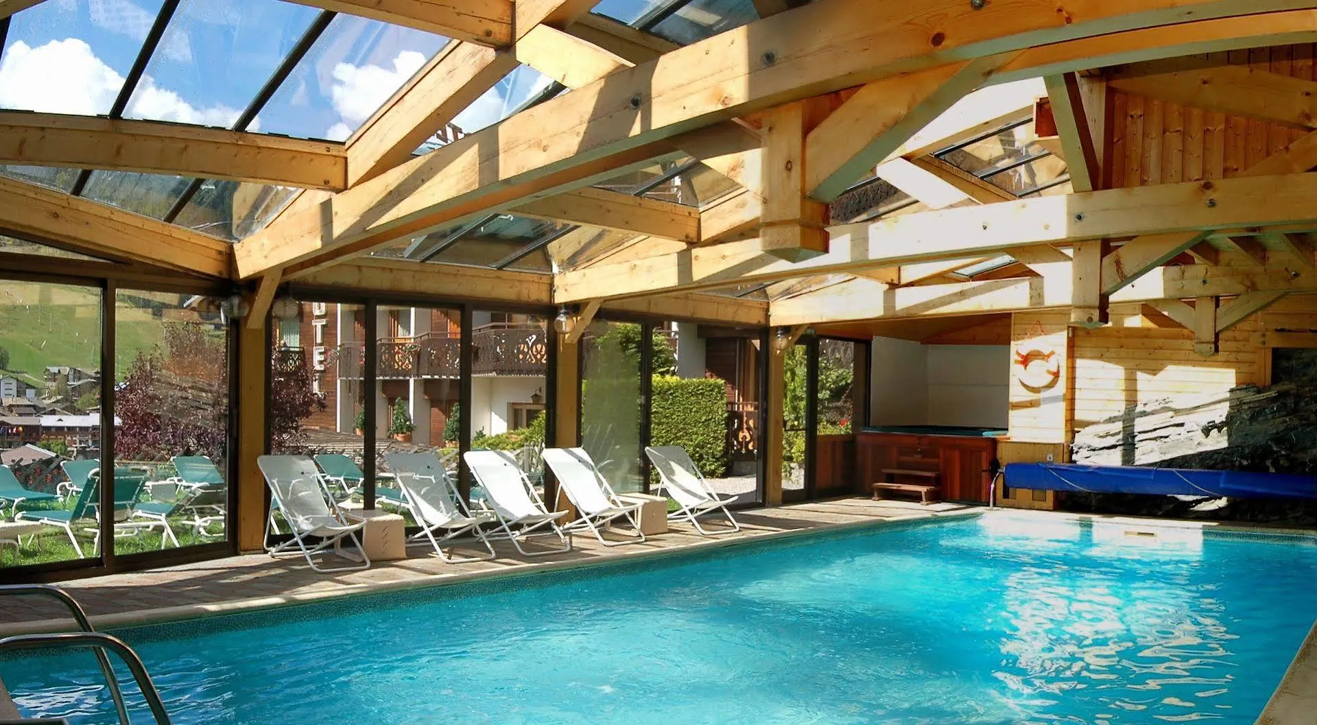 Hotel Les Cotes, Residence Loisirs Et Chalets Morzine France